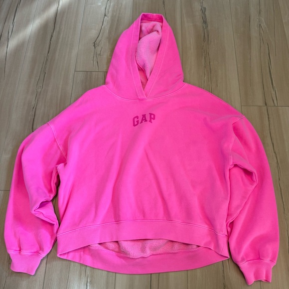 Gap Relaxed Mini-Logo Cropped Hoodie - Picture 1 of 6